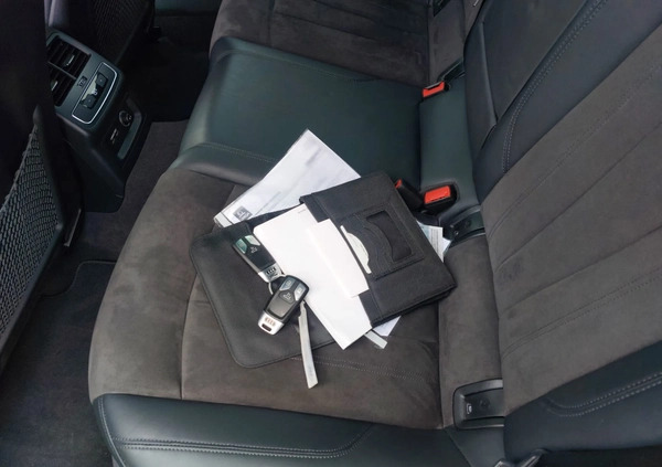 Audi A4 cena 88900 przebieg: 62200, rok produkcji 2019 z Racibórz małe 137